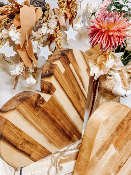 Olivewood’s 12” heirloom cutting board.
