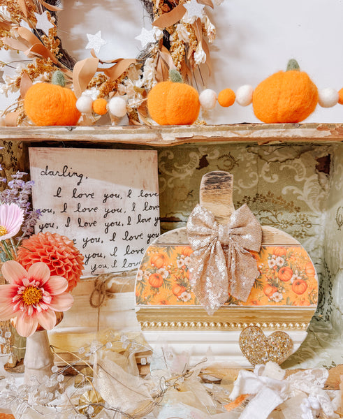Olivewood’s 12” pumpkin shelf sitter.