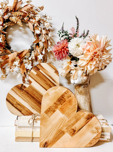 Olivewood’s 12” heirloom cutting board.